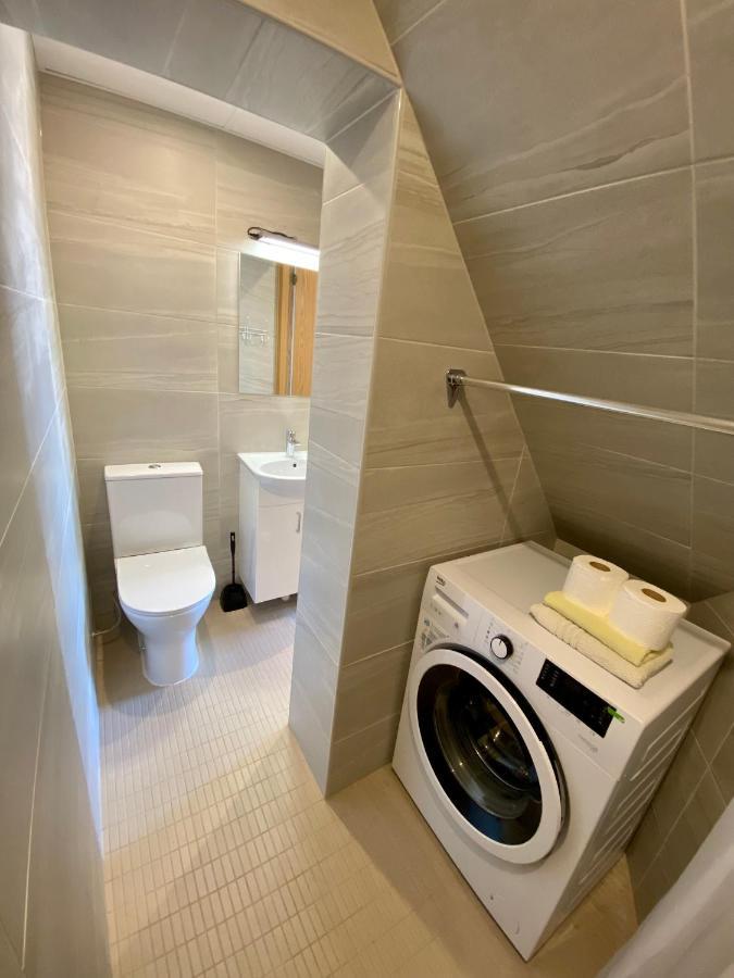 Jon'S 2 Apartments Parnu Bagian luar foto