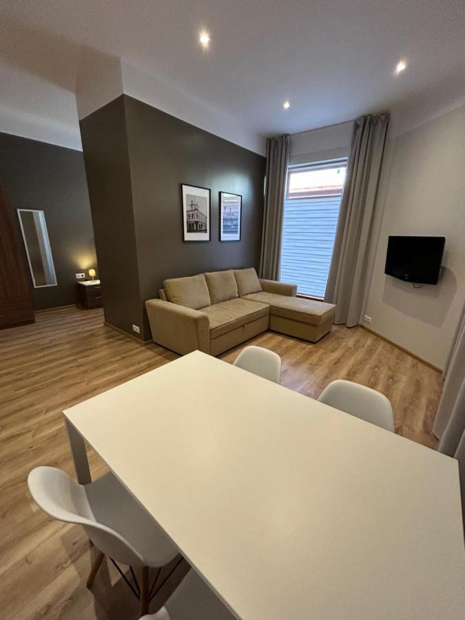 Jon'S 2 Apartments Parnu Bagian luar foto