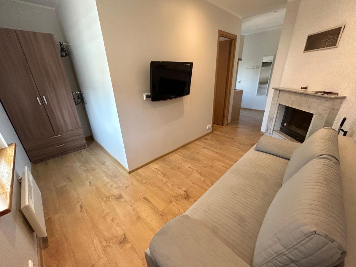 Jon'S 2 Apartments Parnu Bagian luar foto