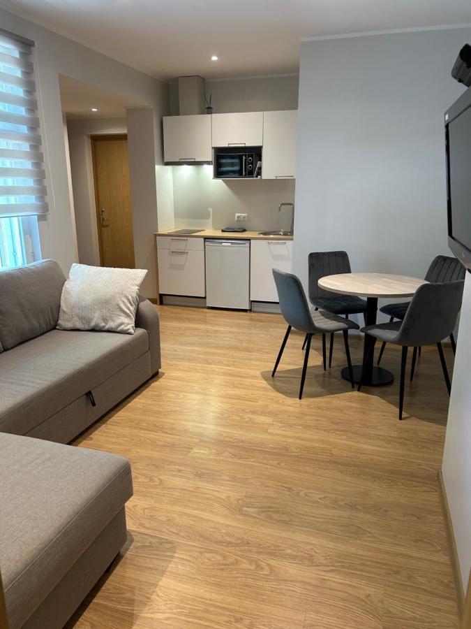 Jon'S 2 Apartments Parnu Bagian luar foto