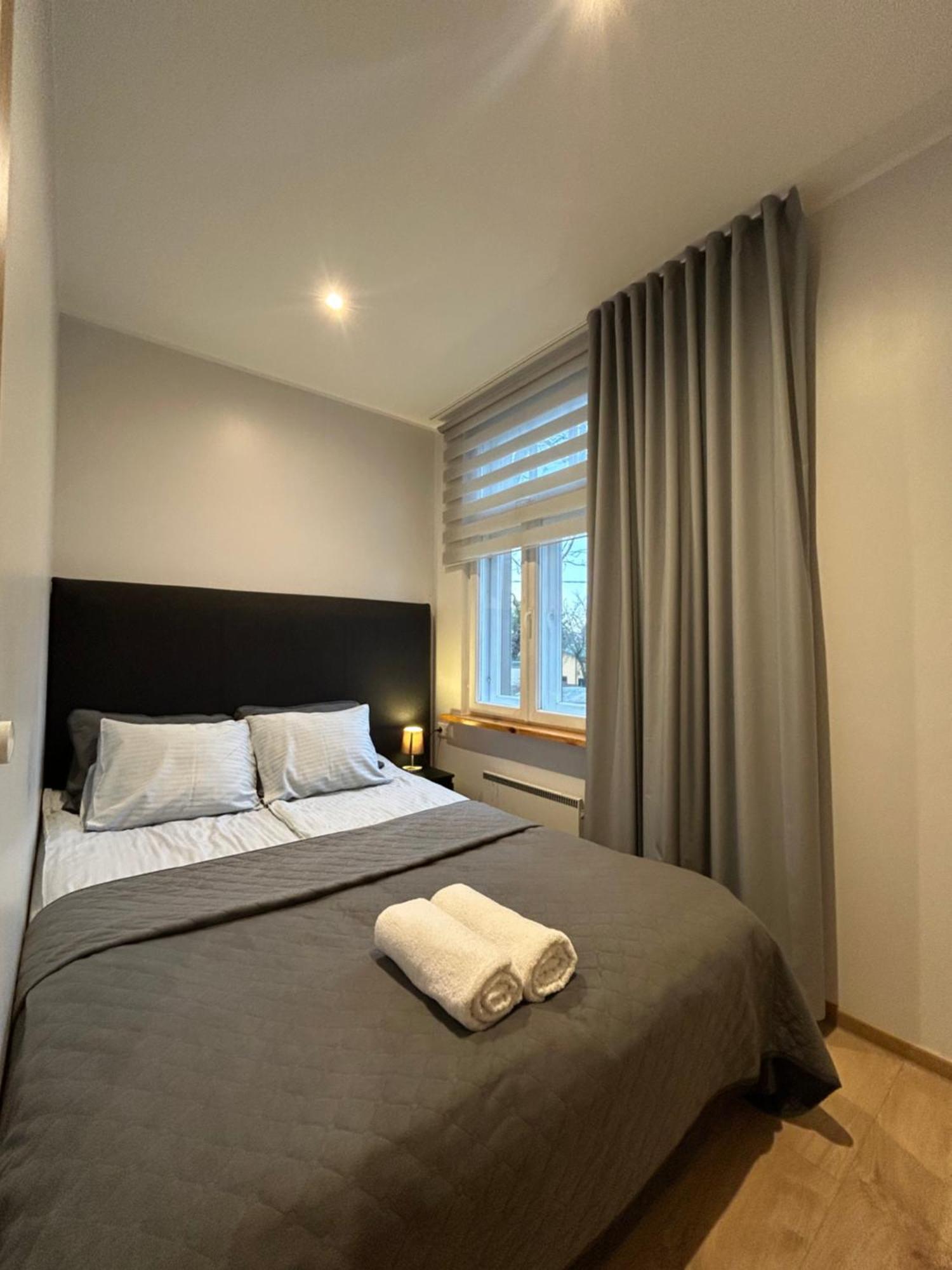 Jon'S 2 Apartments Parnu Bagian luar foto