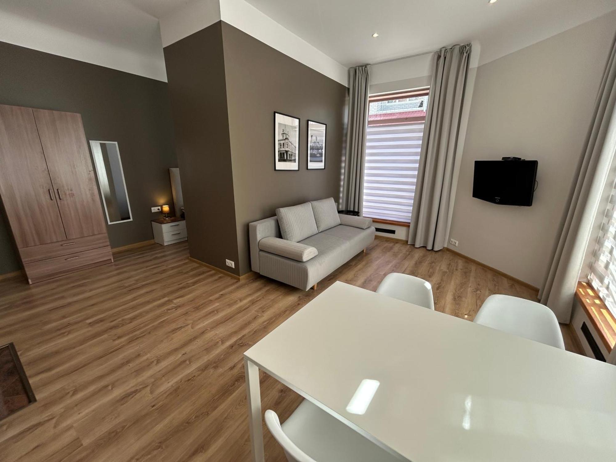 Jon'S 2 Apartments Parnu Bagian luar foto