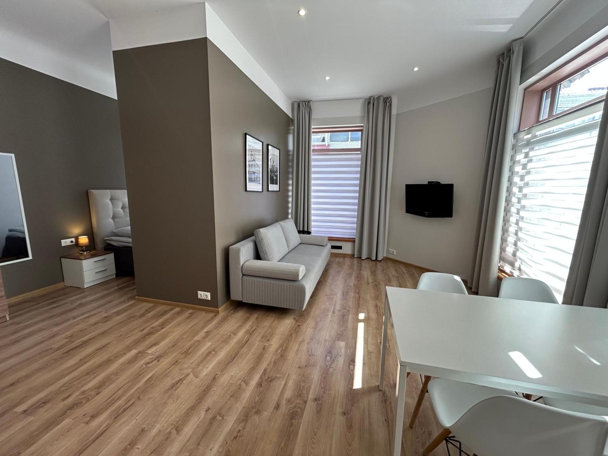 Jon'S 2 Apartments Parnu Bagian luar foto